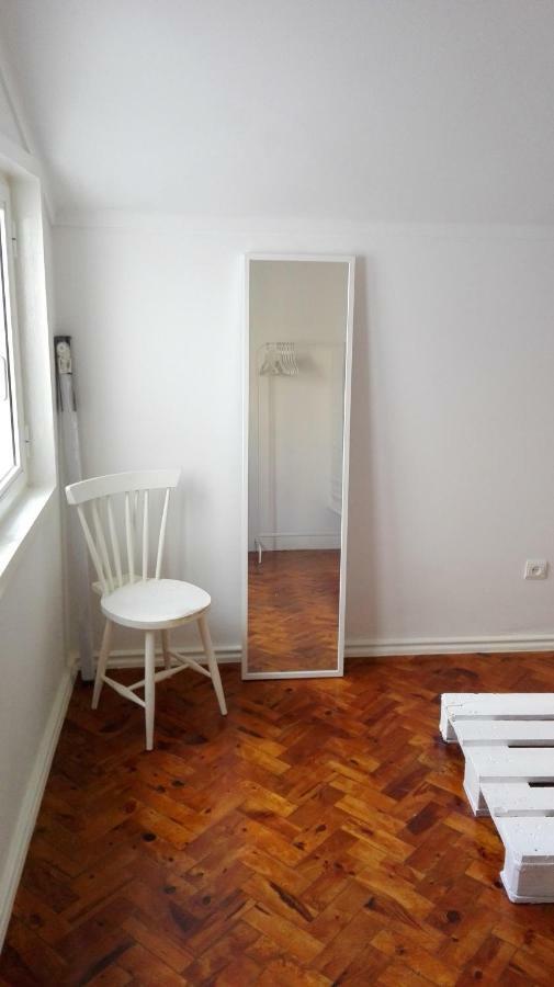 White Cosy Apartment ลิสบอน ภายนอก รูปภาพ