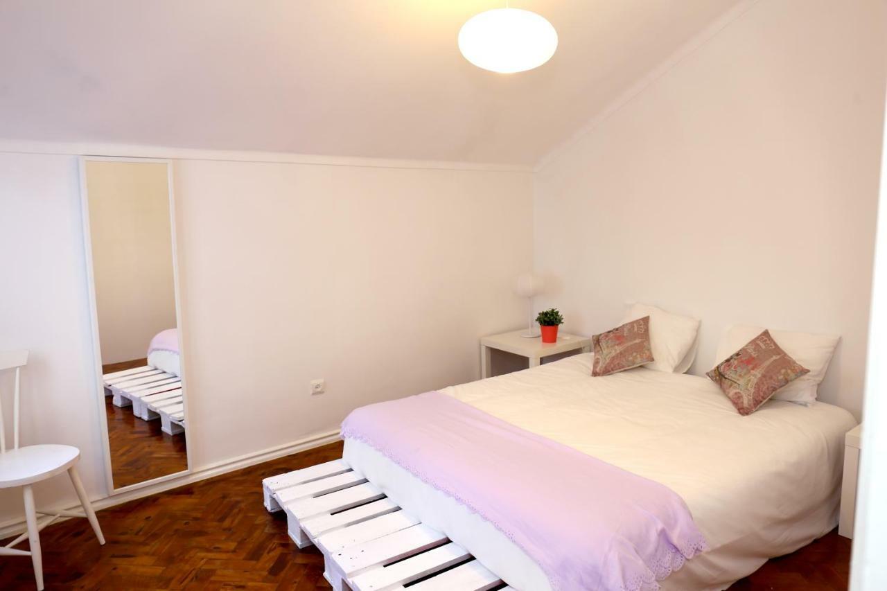 White Cosy Apartment ลิสบอน ภายนอก รูปภาพ